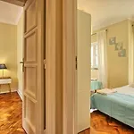 Almirante 3-four Bedrooms Lisboa