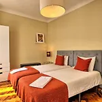 Lejlighed Almirante 3-four Bedrooms Lisboa