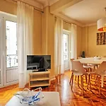 Lejlighed Almirante 3-four Bedrooms Lisboa