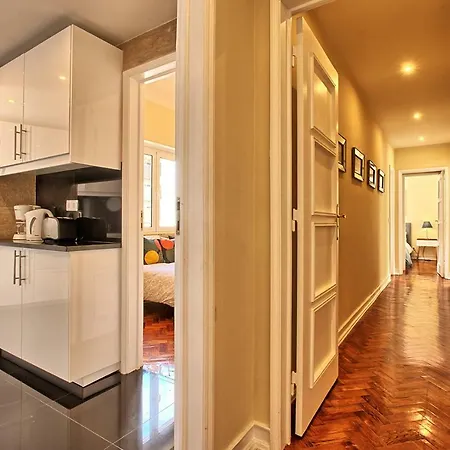 Almirante 3-four Bedrooms Lissabon