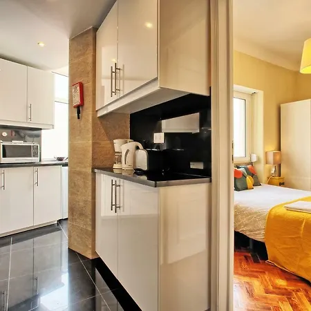 Apartment Almirante 3-four Bedrooms Lissabon