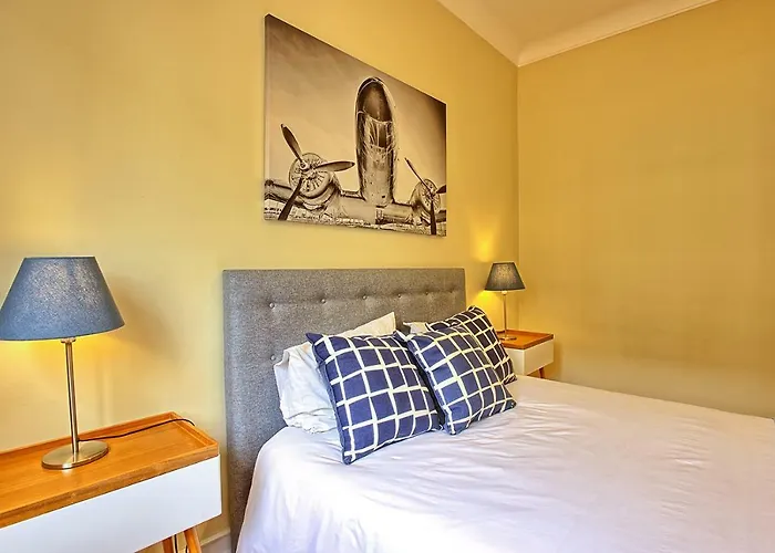 Almirante 3-four Bedrooms 아파트 리스본