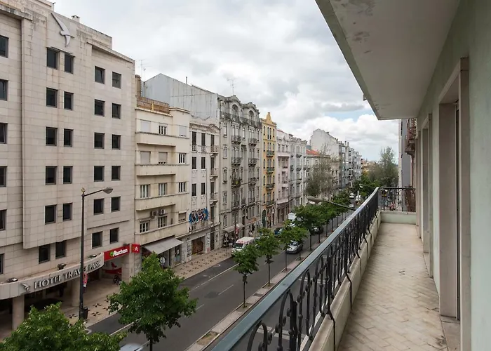 Almirante 3-four Bedrooms 리스본