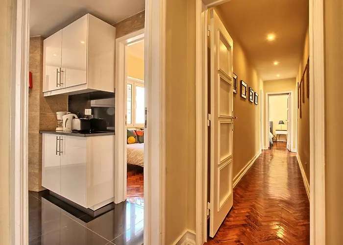 Almirante 3-four Bedrooms 리스본