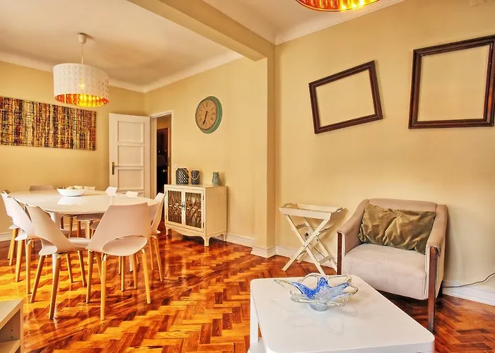 Almirante 3-four Bedrooms 리스본