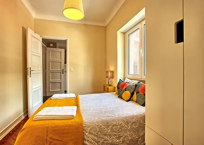 아파트 Almirante 3-four Bedrooms 리스본